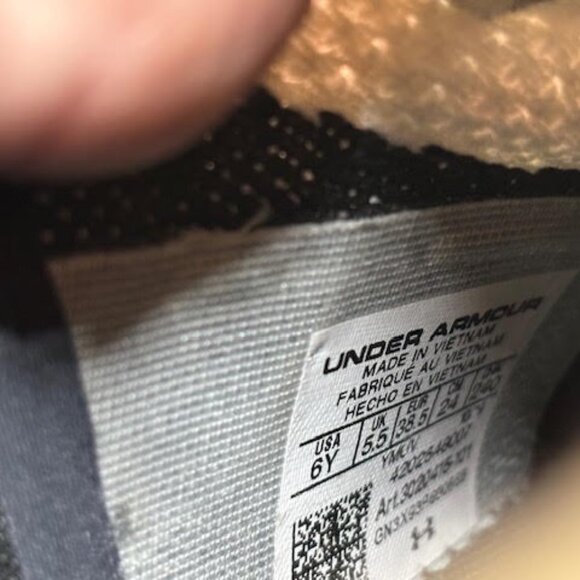 Under Armour Curry 6 " Working On Excellence "# 3022893-101 (Rare) Size 6 Youth - Picture 7 of 7